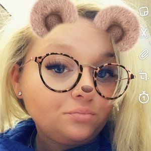 Meet your Posher, Jackie